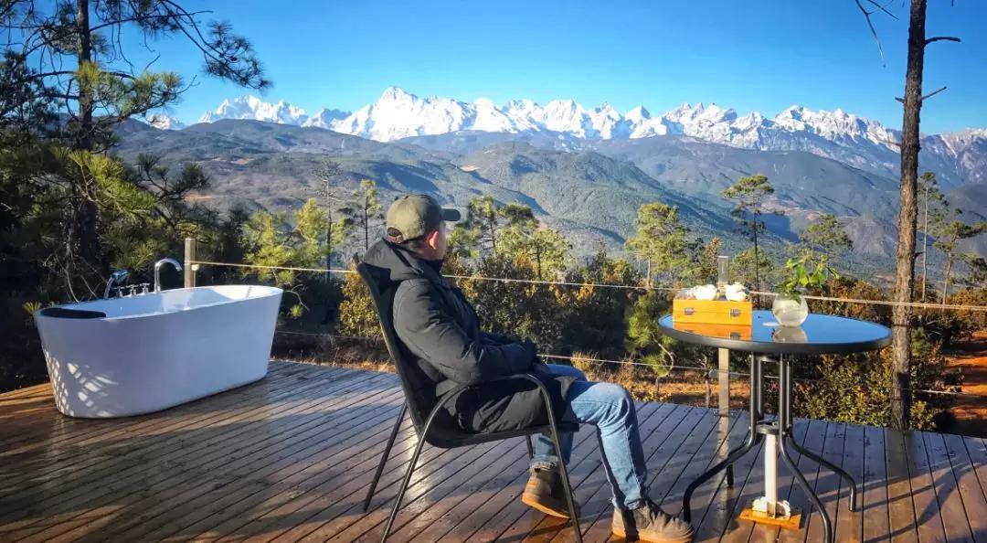 森林房車營地,感受戶外風光新玩法