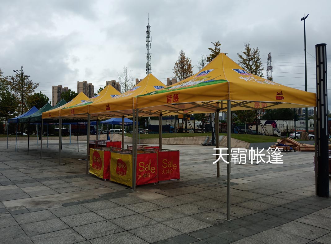 黃色廣告帳篷 在陰天使用都很顯眼 天霸帳篷